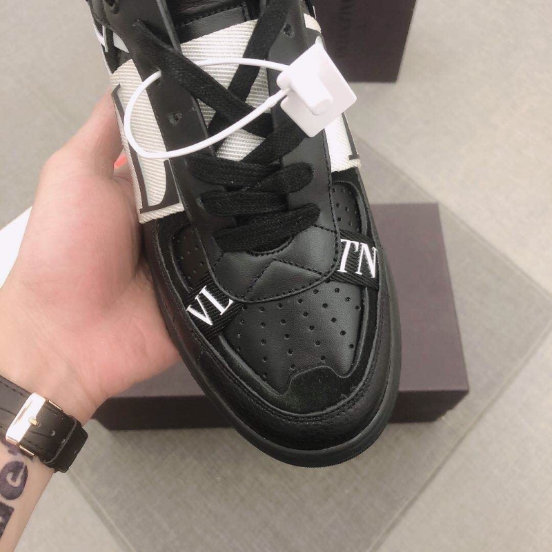 Valentino Sneakers